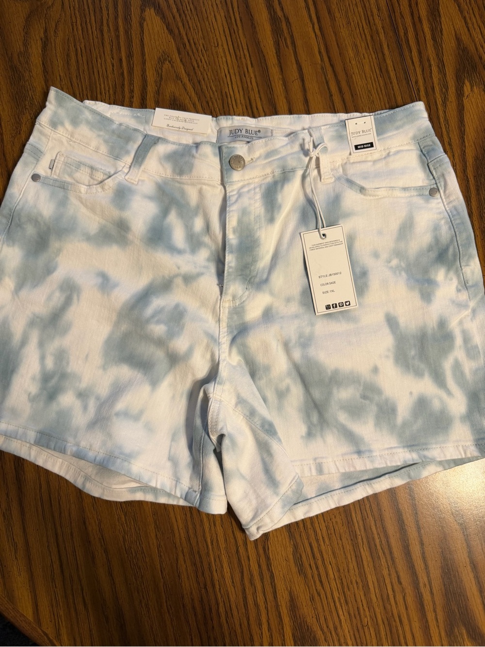 Judy Blue size 1XL shorts. NWT